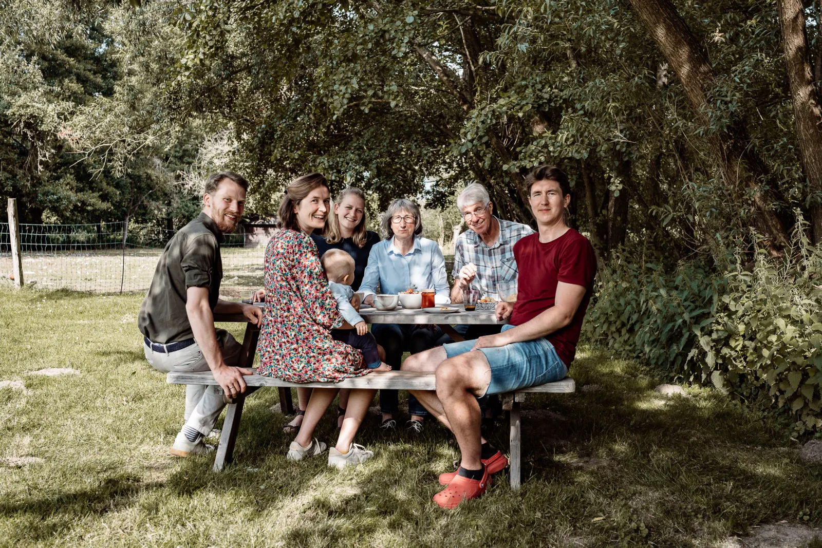 Familie Kreuzinger bei Tisch